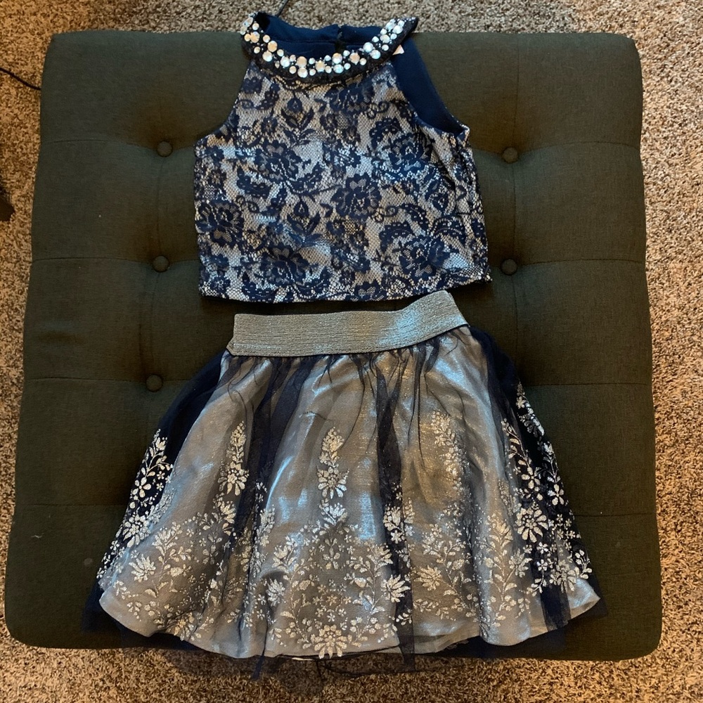 Dress (two pieces)